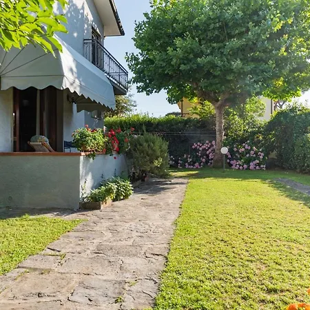 Apartment Versilia